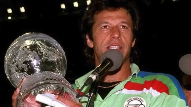 पाकिस्तान, इम्रान खान, क्रिकेट