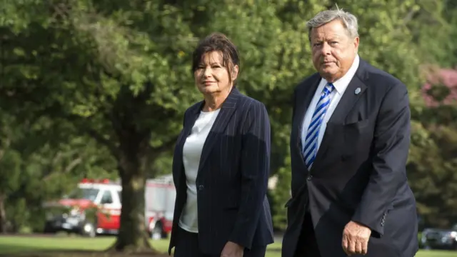 Padres de Melania Trump.