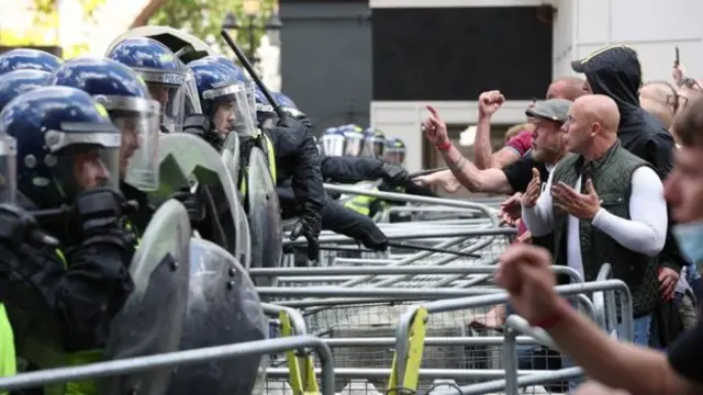 Pipo wey dey protest face Police for Whitehall near Parliament Square