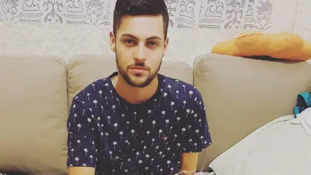Mário Borges perdeu braço esquerdo e partes das pernas após buscar por pipa em fios elétricos