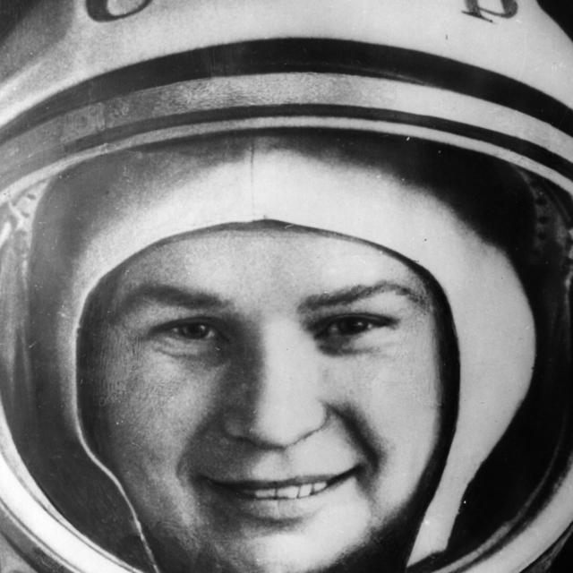 瓦蓮京娜·捷列什科娃（Valentina Tereshkova）