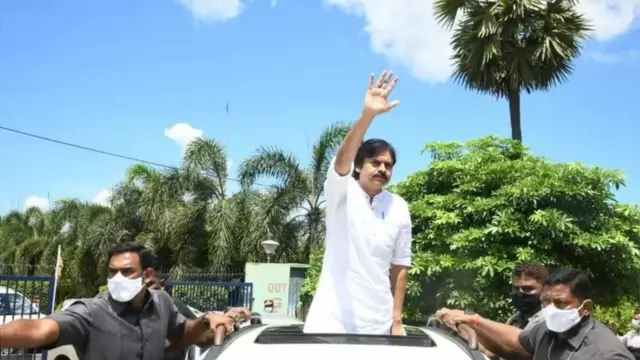 పవన్ కల్యాణ్ జనసేన ను చాలామంది కాపులు తమ పార్టీగా భావిస్తారు