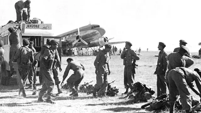 काश्मीरमध्ये भारतीय सैन्य