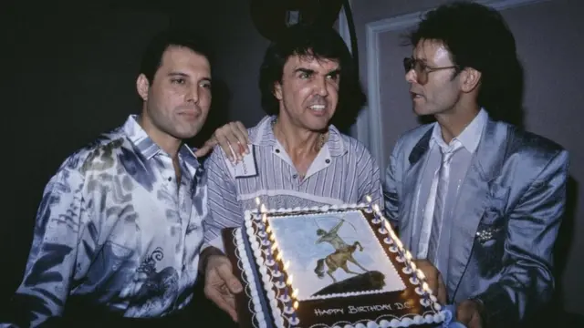 Freddie Mercury, Dave Clark y Cliff Richard