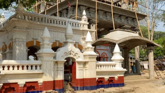 ओराकांडी ठाकुरबाड़ी