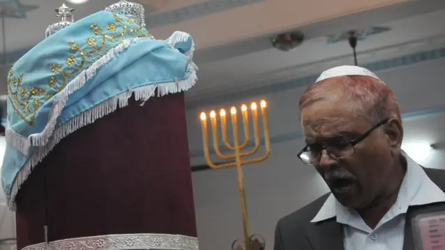 यहूदी मंदिर में