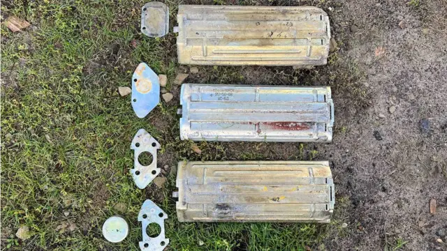 Залишки касет КПФМ-1С-СК 1988 року виробництва знайдені фахівцями Human Rights Watch в Ізюмі у жовтні