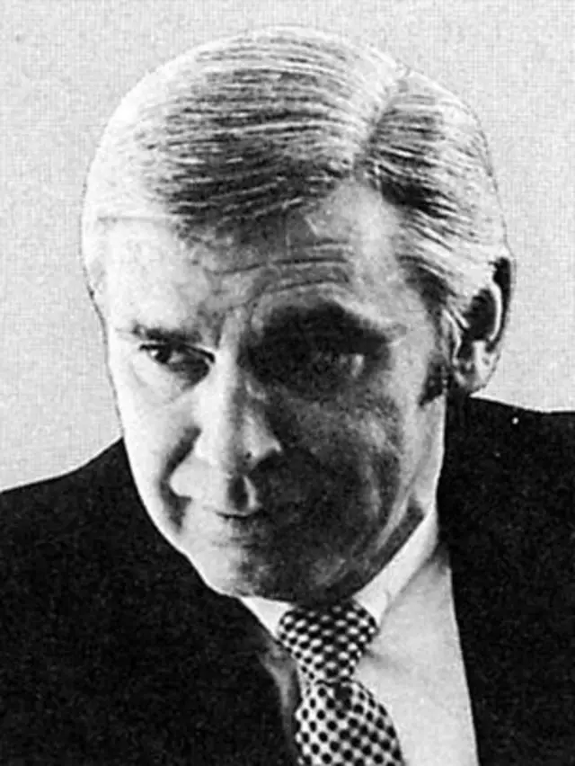 El congresista Leo Ryan.
