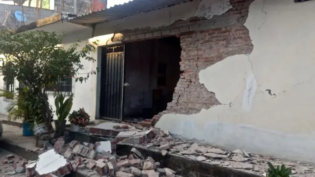 Una construcción destruida por el terremoto