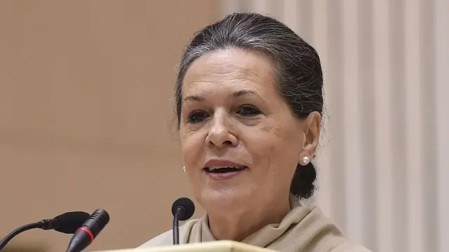 सोनिया गांधी