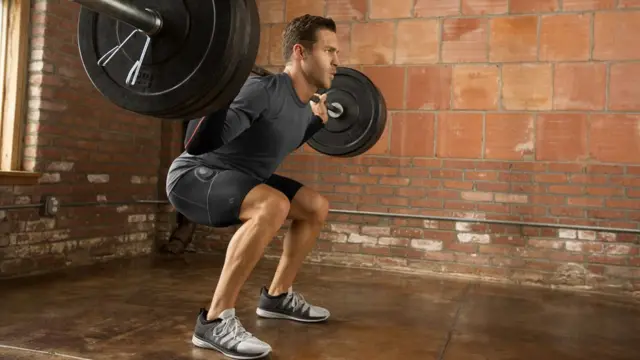 ropa de deporte de Athos