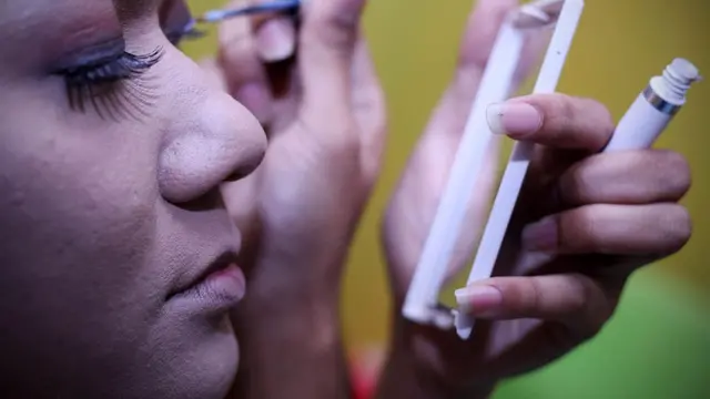 transpuan, waria, vaksin, vaksinasi