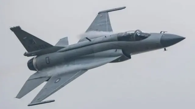 लढाऊ विमानं