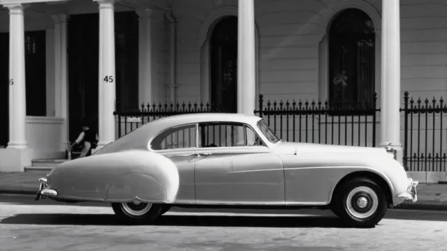 بنتلی تایپ R یکی از مشهورترین ماشین‌هایی است که توسط مولینر ساخته شده است