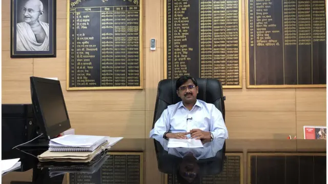 एक्साइस कमिश्नर सी सेंथिल पांडियन