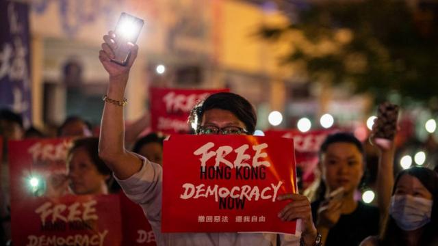 Manifestante exige democraciapagbet nacionalHong Kong