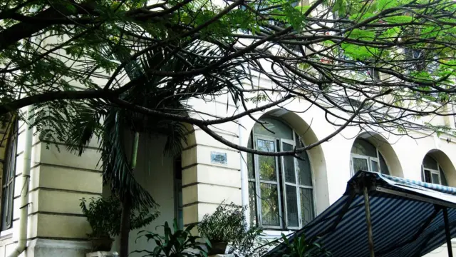Bản kiến nghị nêu rõ: "Cách quản lý di sản và Luật di sản đang có vấn đề nghiêm trọng: việc dinh Thượng Thơ không nằm trong danh sách di tích bảo tồn không phải là lý do phá bỏ.”