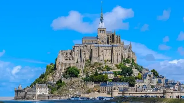 புனித மைக்கேல் மலை