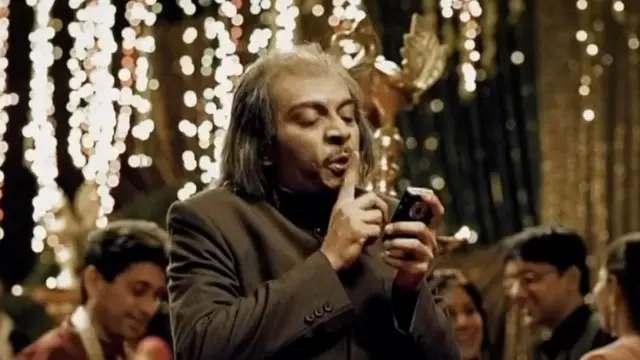 कंडोम रिंगटोन विज्ञापन में दिखने वाले अभिनेता भारत में घर-घर में पहचाने जाने लगे थे