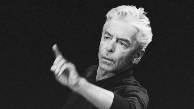 El director austríaco Herbert von Karajan