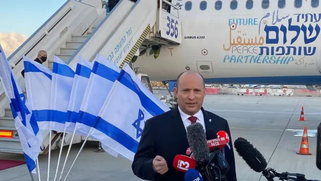 نفتالي بينيت