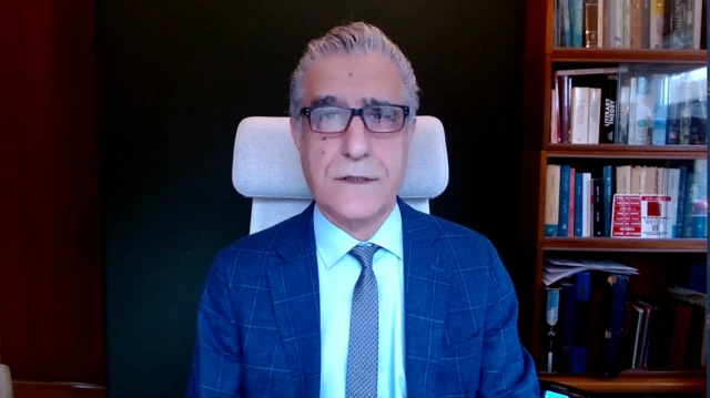 অ্যামনেস্টি ইন্টারন্যাশনালের সাবেক দক্ষিণ এশিয়া বিষয়ক বিশেষজ্ঞ ও যুক্তরাজ্যের ইউনিভার্সিটি অফ এসেক্সের আইনের শিক্ষক আব্বাস ফয়েজ।