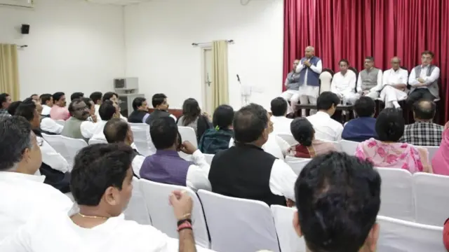 कांग्रेस विधायक दल की बैठक