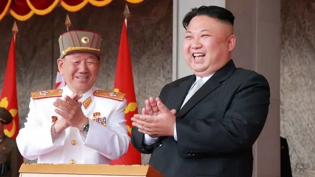 นายคิม จอง อึน