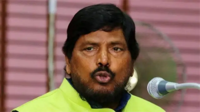 हाथरस प्रकरणावर मायावती राजकारण करत आहेत- आठवले