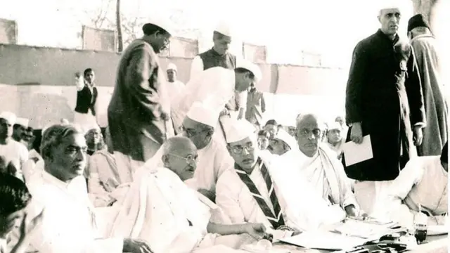 ગાંધીજી, સુભાષ, સરદાર પટેલ અને નેહરુ