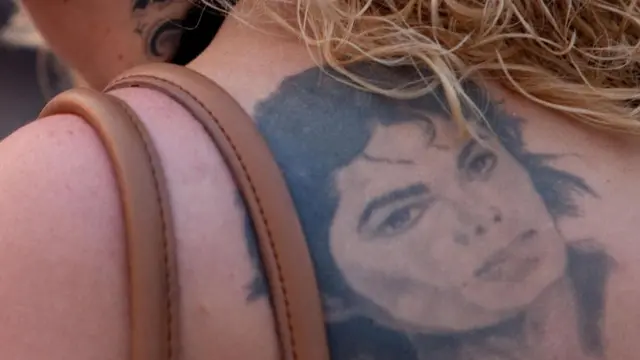 Майкл Джексон