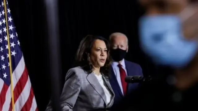 कमला हैरिस