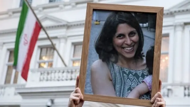 نازنین زاغری