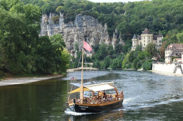 The stunning region of Aquitaine, Southwestern France along the Dordogne River