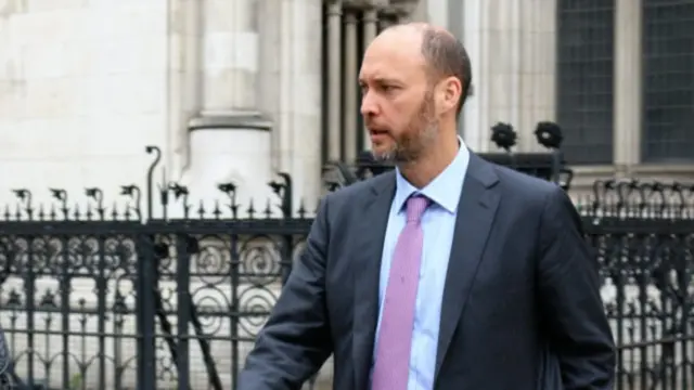 2016-жылы Лондондо болгон сот Максим Бакиевге коюлган күнөөнүн жетиштүү далили жок деп чечкен.