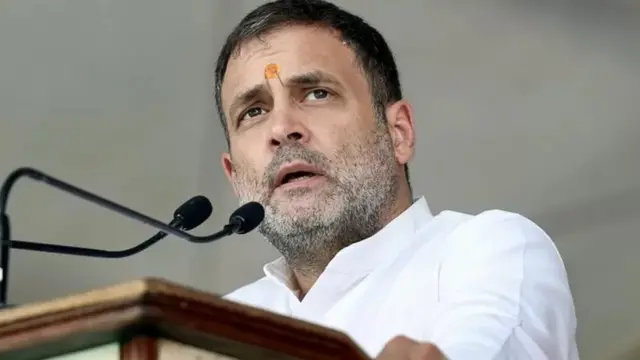 राहुल गांधी, नरेंद्र मोदी