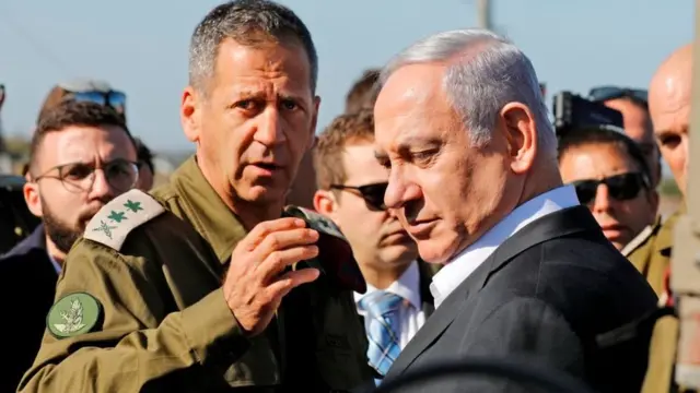 बिन्यामिन नेतन्याहू के साथ लेफ़्टिनेंट जनरल अवील कोशावी (2019 की तस्वीर)