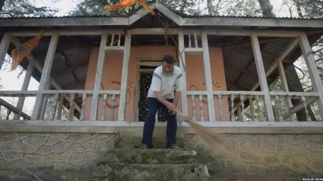 முஸ்லிம் பராமரிக்கும் இந்து கோயில்