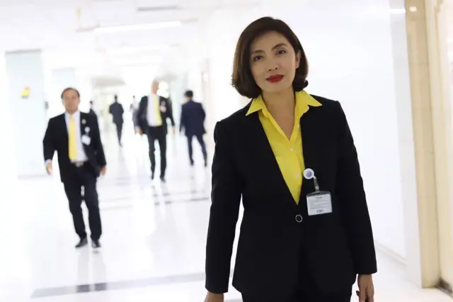 น.ส. เยาวลักษณ์ วงษ์ประภารัตน์ ส.ส. บัญชีรายชื่อ พรรคอนาคตใหม่