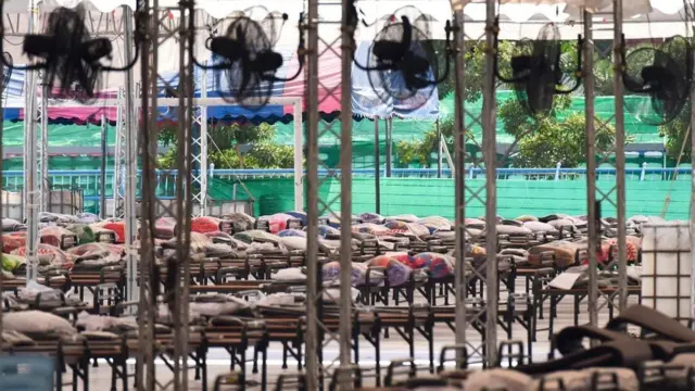 โรงพยาบาลสนาม