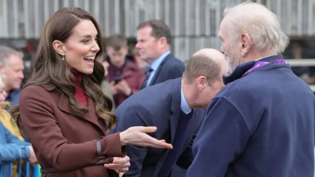 Kate hugs former teacher during Cornwall museum visit