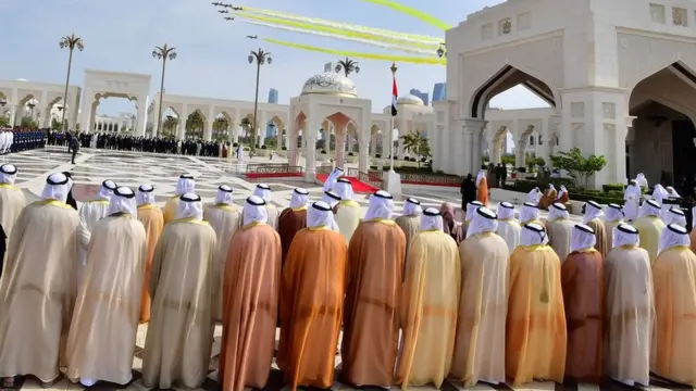 شیوخ امارات به رشد اقتصادی برای حفظ ثبات متکی هستند