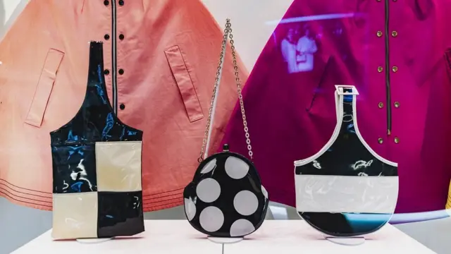 сумки и плащи