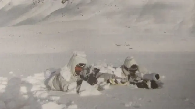 ਸਿਆਚਿਨ ਵਿੱਚ ਮੁਸਤੈਦ ਭਾਰਤੀ ਫ਼ੌਜੀ