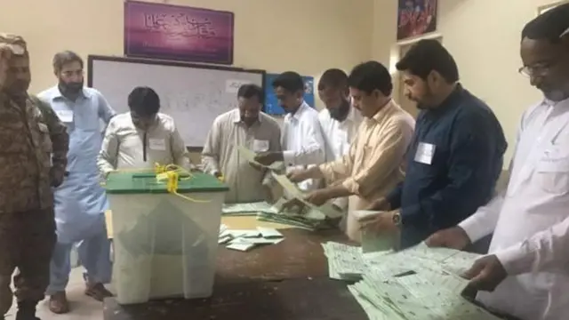 મતદાન મથક