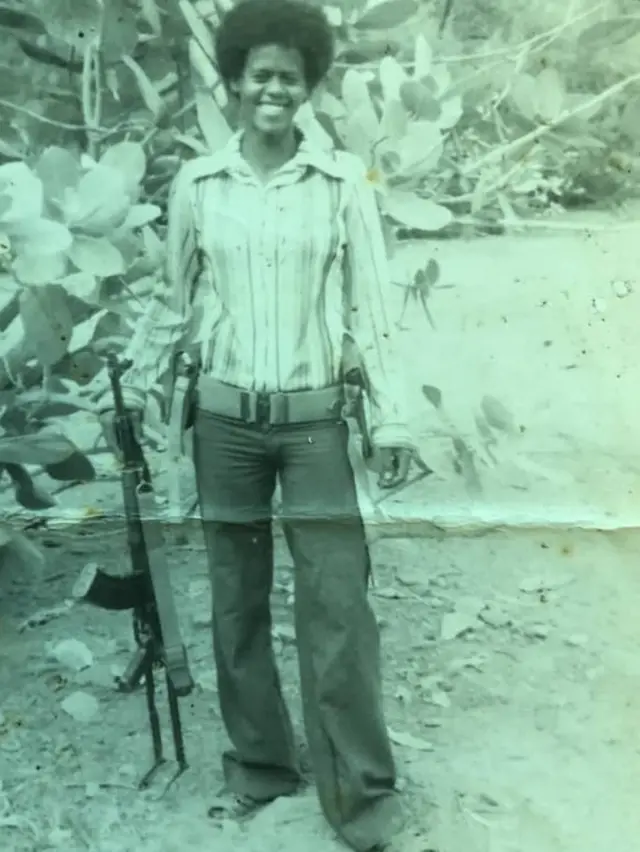 ተጋዳሊት