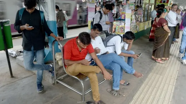 પ્રતીકાત્મક તસવીર