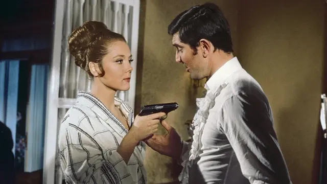 जेम्स बॉन्ड की फिल्म 'ऑन हर मजेस्टीज सिक्रेट सर्विस' का एक दृश्य