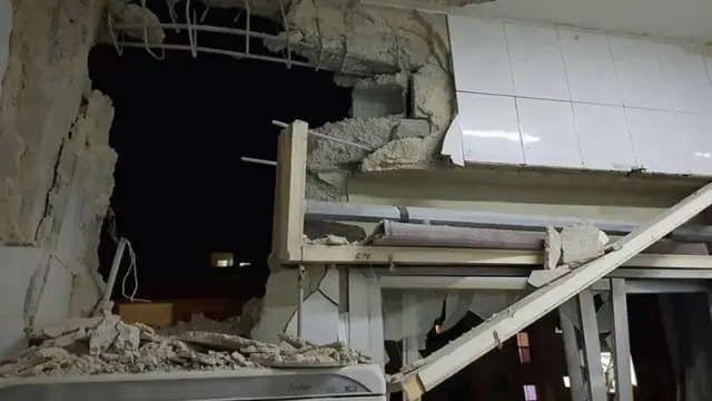 نشرت وكالة الأنباء السورية الرسمية صورا تقول إنها لبيوت مدمرة قرب دمشق