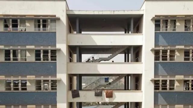 สตีเฟนได้รับการรักษาที่โรงพยาบาลมูลาโก ซึ่งเป็นโรงพยาบาลที่รับการส่งต่อผู้ป่วยที่ใหญ่สุดของยูกันดา